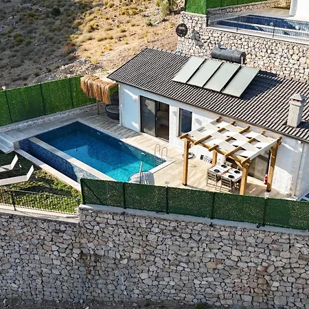 Villalarim & Four Hause Villa *